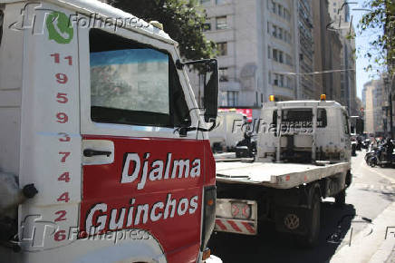 Guinchos fazem protesto no Centro de SP