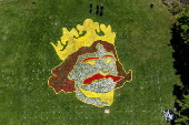 Floral portrait of Boleslaw I the Brave marks his 1000th coronation anniversary in Poznan