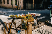 Banca de frutas na Rua Dr. Vila Nova, no bairro de Vila Buarque