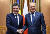 Romanian President-elect Nicusor Dan visits Warsaw