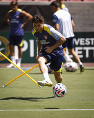 El Atlético de Madrid realiza su penúltimo entrenamiento antes de partir a Seattle