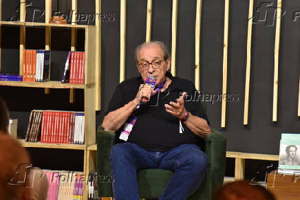 Ruy castro e isabel lustosa conversam sobre o livro 