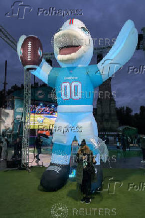 NFL: NFL Madrid Game-City Scenes