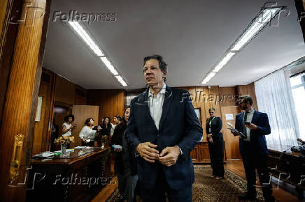 Fernando Haddad durante café da manhã com jornalistas