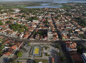Vista de drone da cidade de Pinheiro (MA)