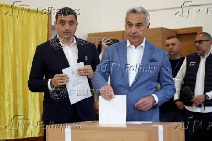Romania holds new presidential election