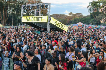 Show da banda Falamansa no 