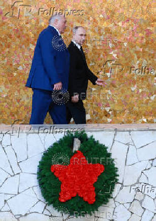Russian President Putin and Belarusian President Lukashenko visit Volgograd ahead of May 9 Victory Day