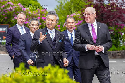First Minister of Scotland John Swinney and Japanese Ambassador to the UK, Hiroshi Suzuki, visit the Auchentoshan Distillery