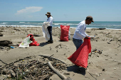 Atlantic Ocean protected from garbage by Ocean Cleanup barriers in Guatemala