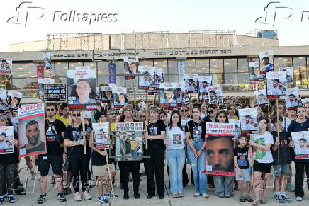 March calling for release of remaining hostages, in Tel Aviv