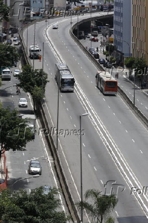 Viaduto Nove de Julho será reaberto para carros em São Paulo