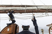 El buque escuela Juan Sebastián Elcano llega a Valparaíso, primera escala en el Pacífico