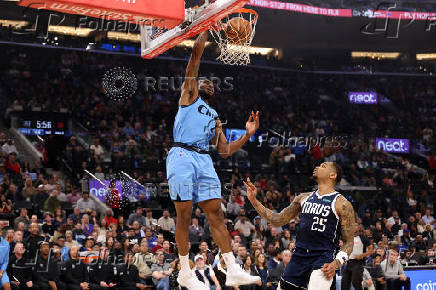 NBA: Dallas Mavericks at Los Angeles Clippers
