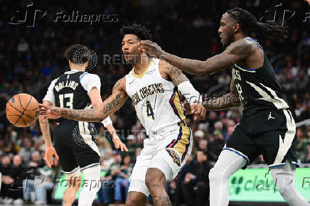 NBA: New Orleans Pelicans at Milwaukee Bucks