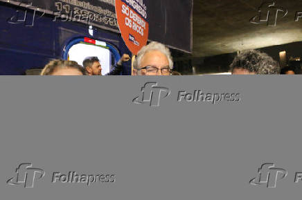 Protesto contra taxação dos super ricos