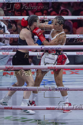 Pelea por el campeonato indiscutible superligero: Serrano - Taylor