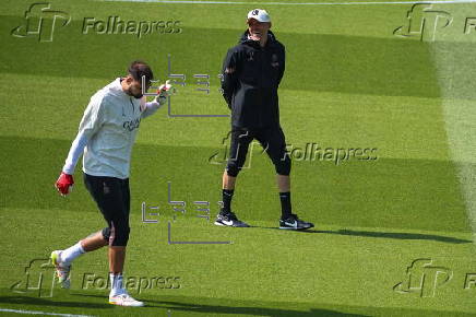UEFA Champions League semi-finals MD-1 - PSG training