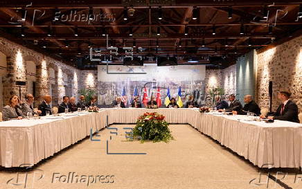 Comienzan en Estambul conversaciones tripartitas entre Ucrania, Turquía y EEUU