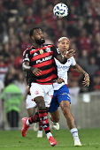 Partida entre Flamengo e Fortaleza válida pelo Campeonato Brasileiro 2025.