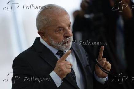 Lula faz balanço de governo em coletiva no Planalto