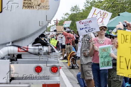 'Stop Alligator Alcatraz' deportation center protest