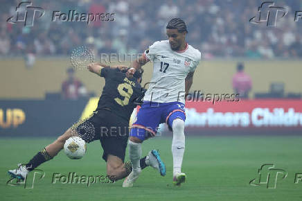 Soccer: Concacaf Gold Cup-Final-Mexico at USA