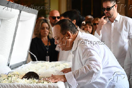 VELORIO DA CANTORA PRETA GIL