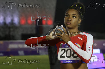 Atletismo: heptatlón femenino lanzamiento de peso