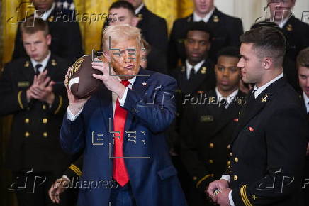 Donald Trump welcomes the Navy Midshipmen - Washington