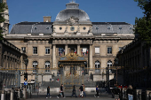 'Grandpa robbers' face trial in Paris over Kim Kardashian jewellery heist
