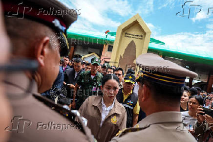 Thai PM Shinawatra visits disputed border as tensions simmer