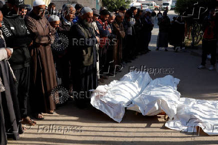 Palestinians mourn loved ones killed in Israeli strikes