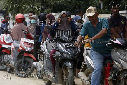 Aftermath of floods and landslides that killed hundreds people in Sumatra