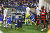 CRUZEIRO X FLAMENGO CAMPEONATO BRASILEIRO A MINEIRÃO