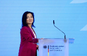 Outgoing German Economy and Climate Minister Robert Habeck hands over to successor Katherina Reiche