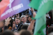 Protest in Paris after Israeli forces seize Gaza aid boat Madleen