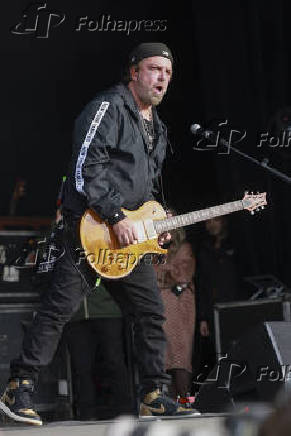 Show da banda marcão britto e thiago castanho, charlie brown jr. No festival best of blues and rock