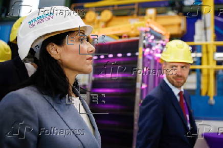 German Economy Minister Katherina Reiche visits Siemens Energy