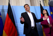 Outgoing German Economy and Climate Minister Robert Habeck hands over to successor Katherina Reiche