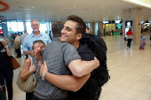 U.S. citizens and Israelis being evacuated arrive in Tampa