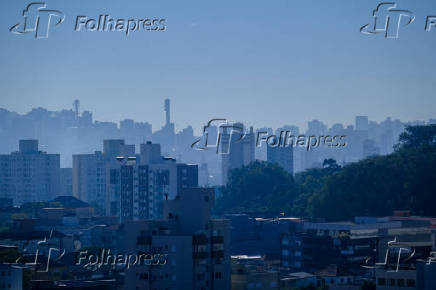 FORTE NEVOEIRO COBRE PORTO ALEGRE NO AMANHECER DESTA SEXTA