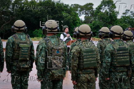 Taiwan Military US Made M1A2T tanks live fire