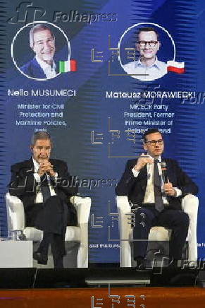 European Conservatives and Reformists party holds event in Naples