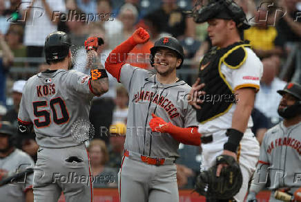 MLB: San Francisco Giants at Pittsburgh Pirates