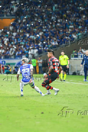 CRUZEIRO X FLAMENGO CAMPEONATO BRASILEIRO A MINEIRÃO