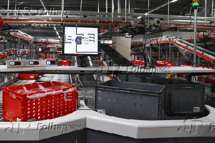 Picnic supermarket opens first automated grocery fulfilment centre in Oberhausen