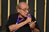 Ruy castro e isabel lustosa conversam sobre o livro 