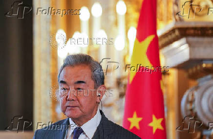 French Foreign Minister Barrot meets with Chinese counterpart Wang Yi