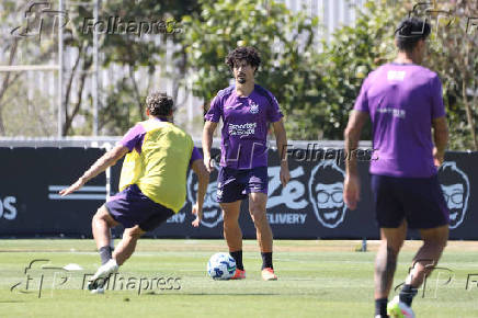 Treino do Corinthians aberto para a imprensa no CT Dr. Joaquim Grava
